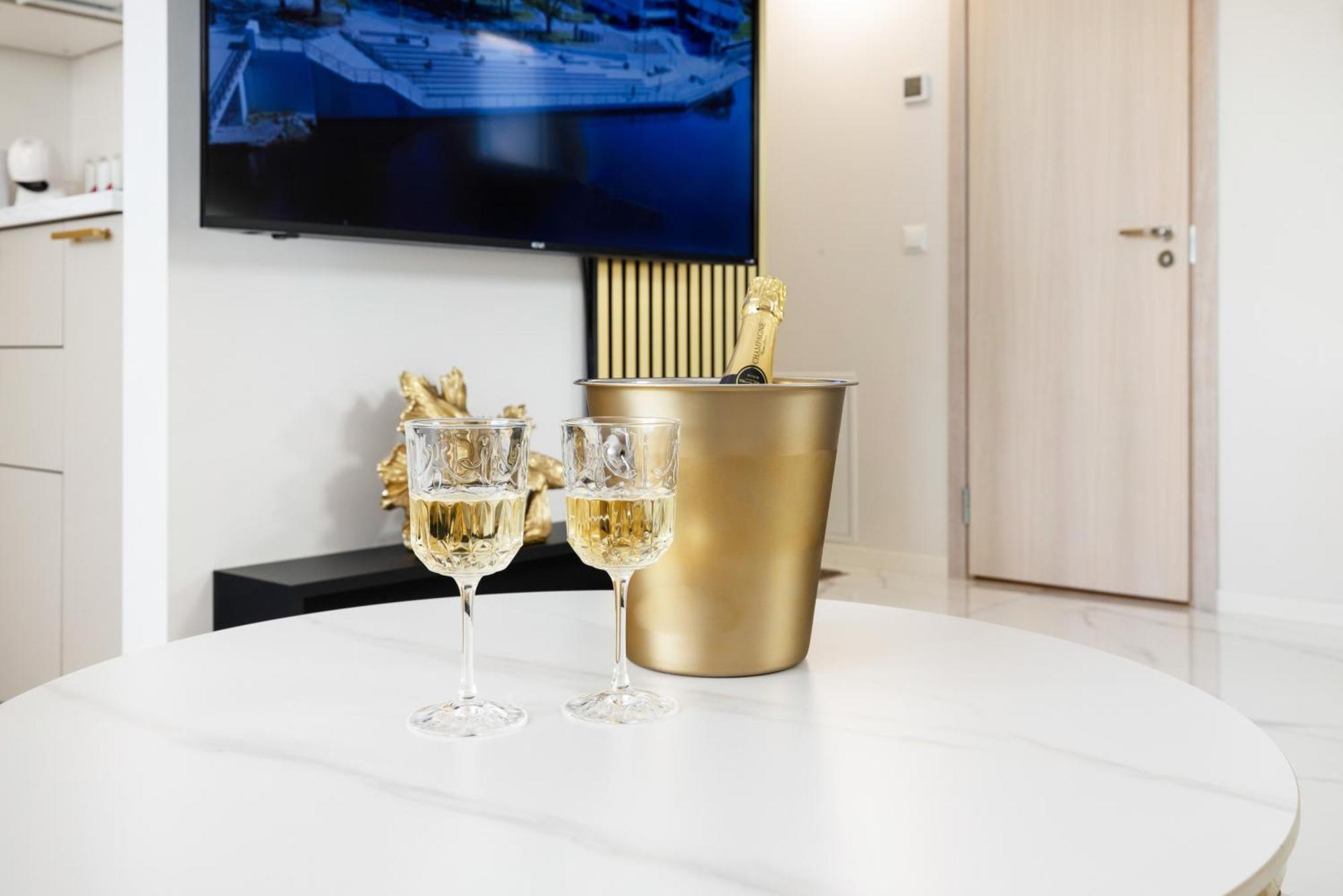 Fortune Apartments - River View, Contactless Tartu Eksteriør bilde